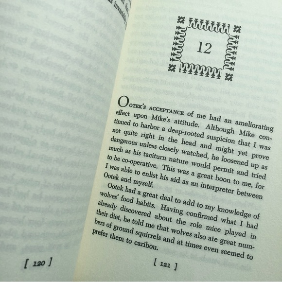 “Never Cry Wolf” Book True Story of Life Among Arctic Wolves Farley Mowat - Picture 4 of 5